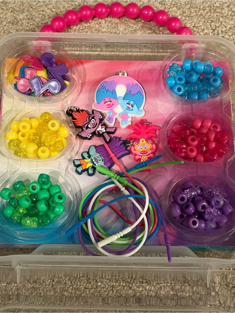 Trolls Bead Kit with Pink Handle and Multicolor Beads